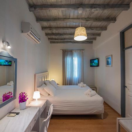 Olia Hotel Тоурлос Экстерьер фото