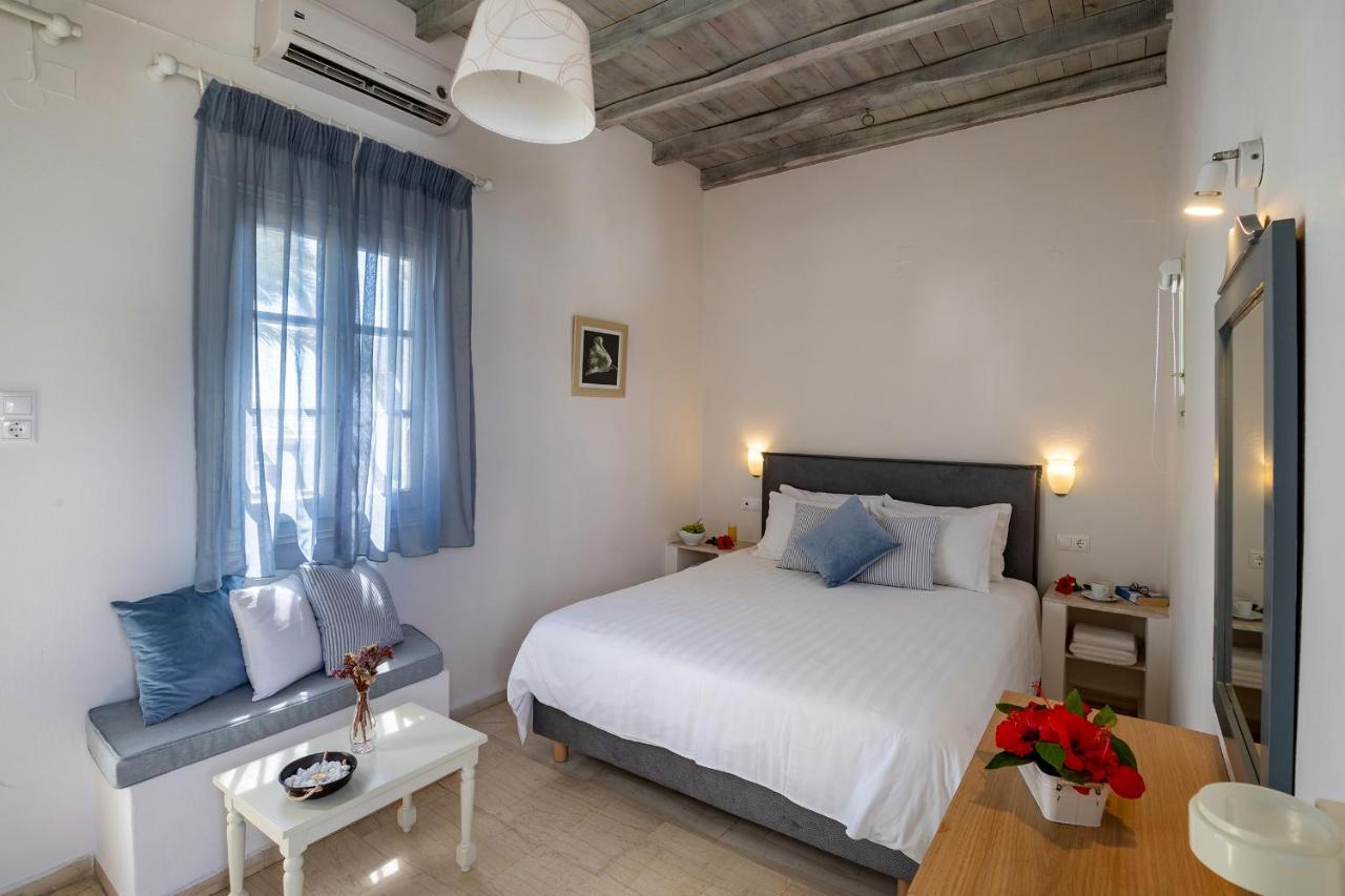 Olia Hotel Тоурлос Экстерьер фото