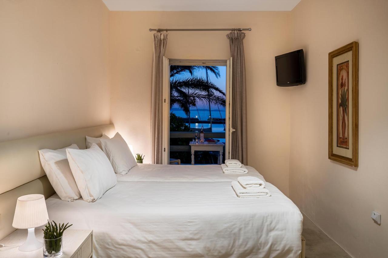 Olia Hotel Тоурлос Экстерьер фото