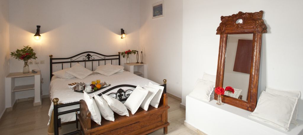 Olia Hotel Тоурлос Экстерьер фото