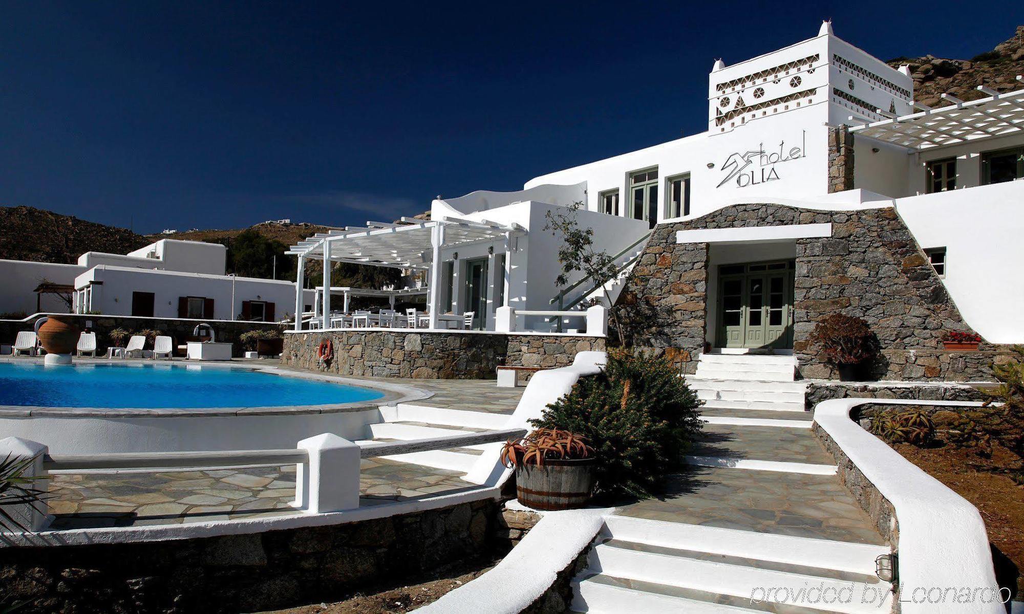 Olia Hotel Тоурлос Экстерьер фото